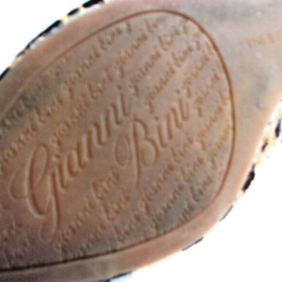 Pre-Owned Gianni Bini Women's Cheetah Calf Hair Leather Flats, Size 8-1/2 M - Picture 10 of 10